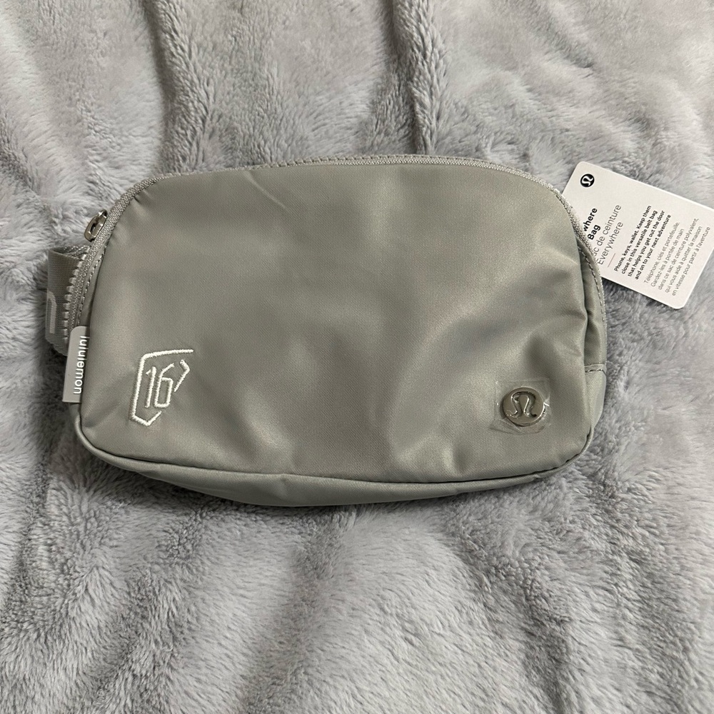 RARE NWT Lululemon Waste Management Phoenix Open 16th Hole Everywhere Belt Bag